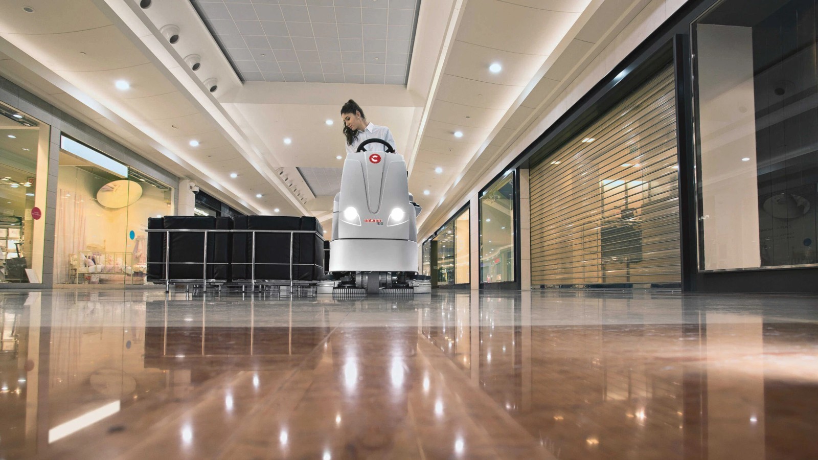lavasciuga pavimenti senza filo praticita e prestazioni elevate